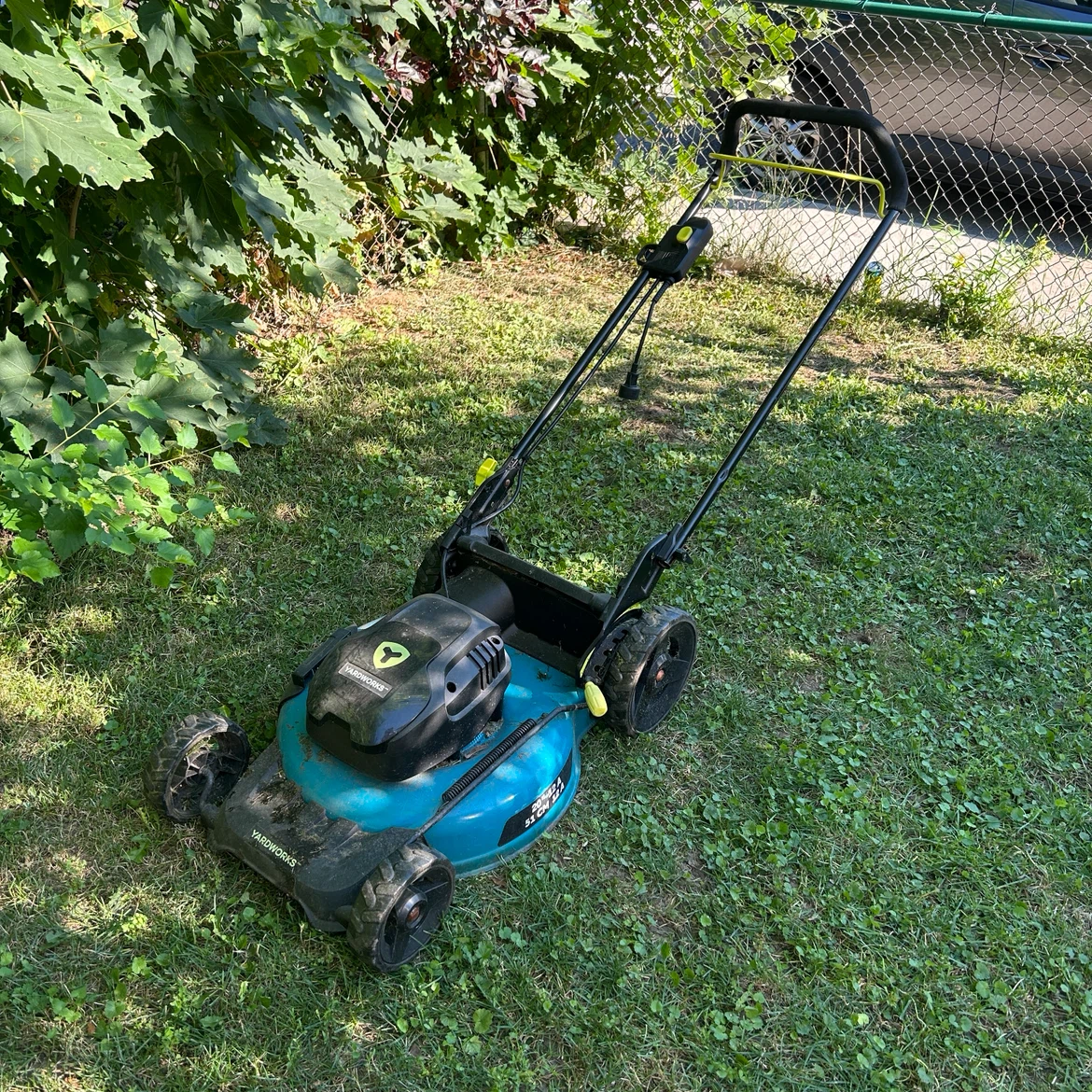 Yardworks Cordless Electric Lawn Mower