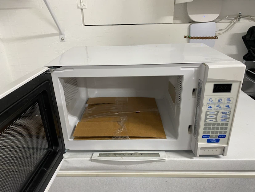 Danby White Microwave Oven - photo 2