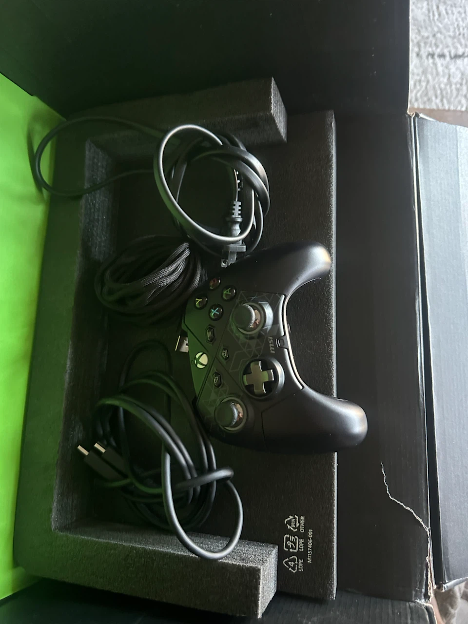 Xbox Series X 1TB Console - photo 2