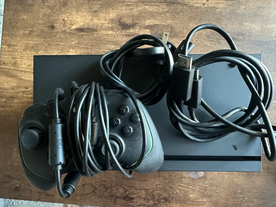 Xbox Series X 1TB Console - photo 3