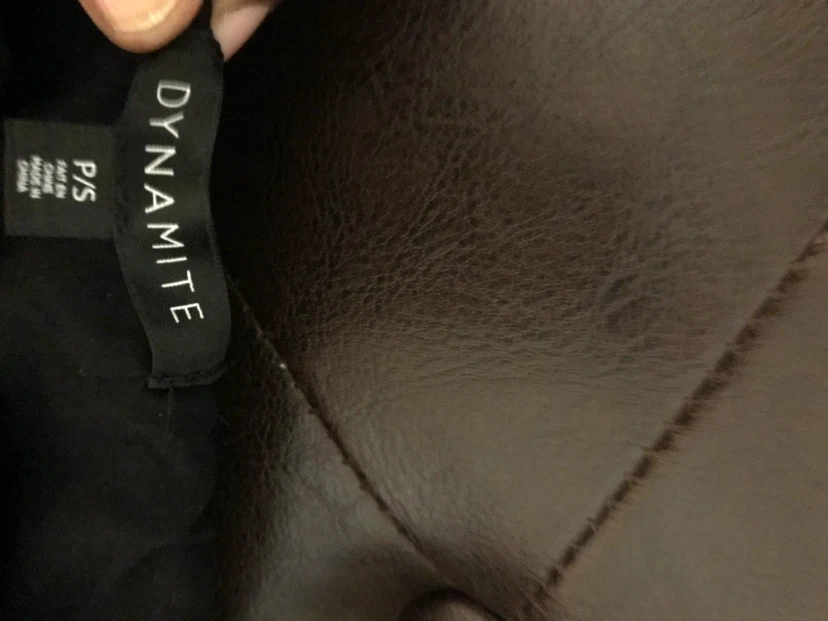 Dynamite Black Puffer Cropped top - photo 2
