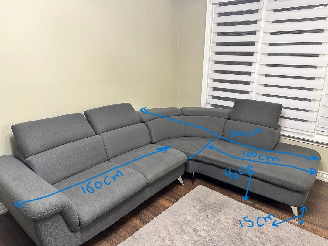 Structube Kenley Sectional with Adjustable Headrests - photo 2