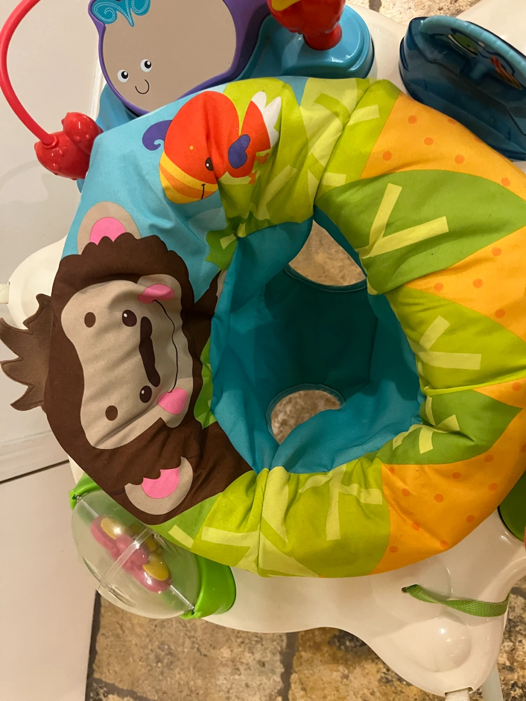 Fisher Price Baby Jumperoo - bounces & spins - adjustable- music - photo 4