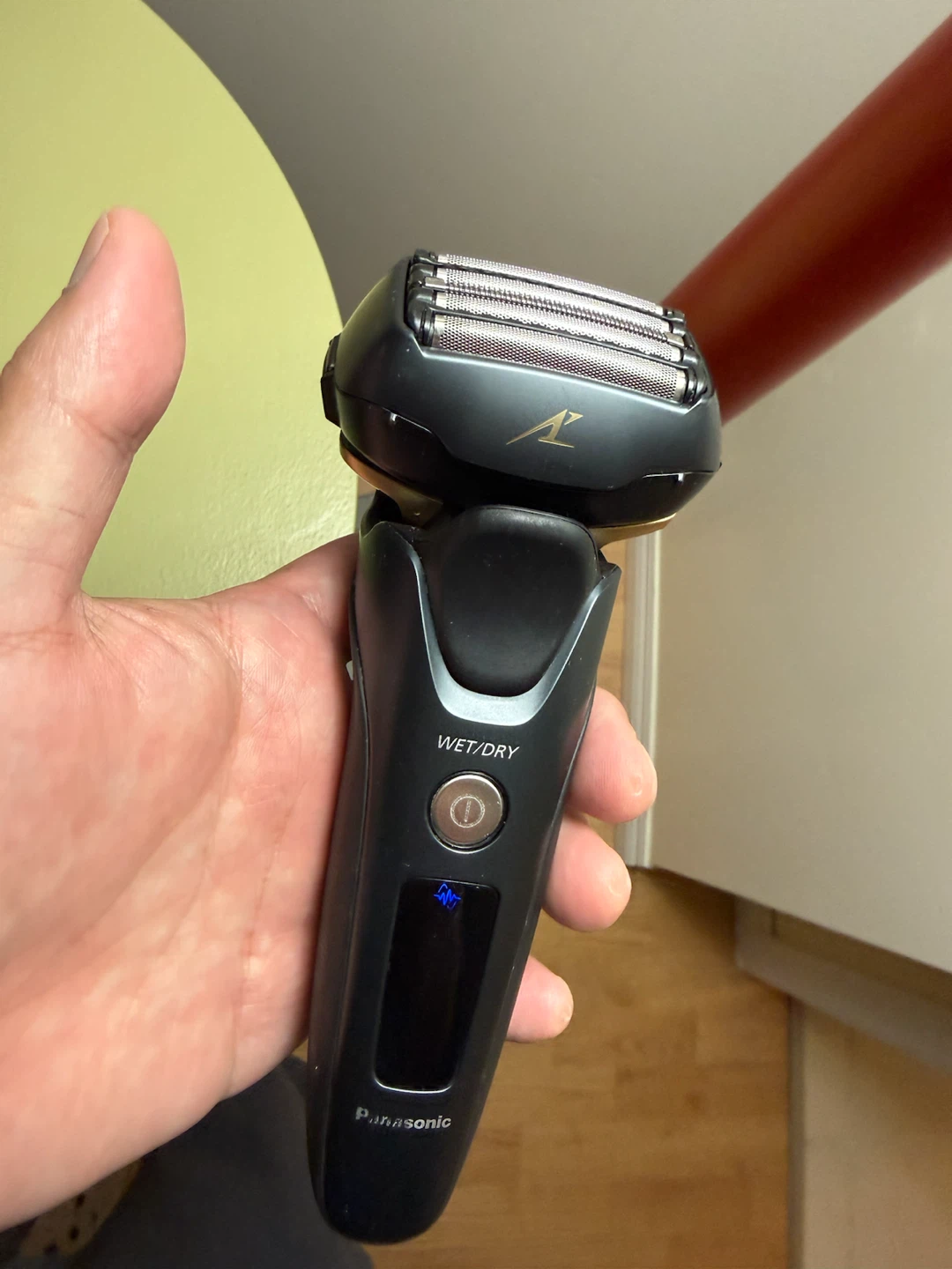 Panasonic 5 blade Wet/Dry Electric Shaver (eslv97) - photo 2