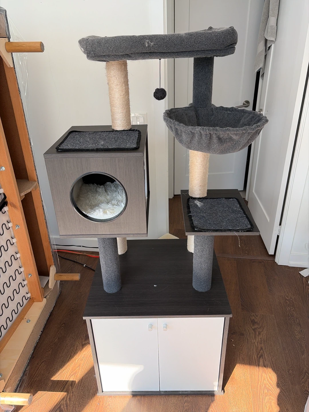 Multi-level Cat Tree with Condo and Hammock