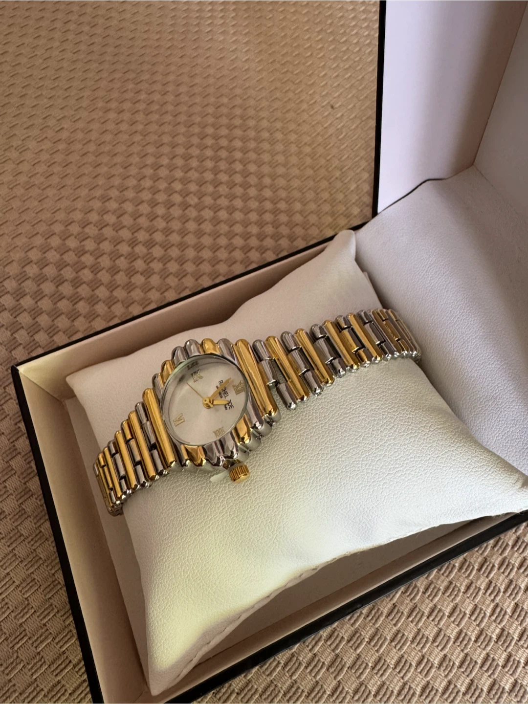 Gold / Siver women's watch & A very fine quality jewelry. - photo 3