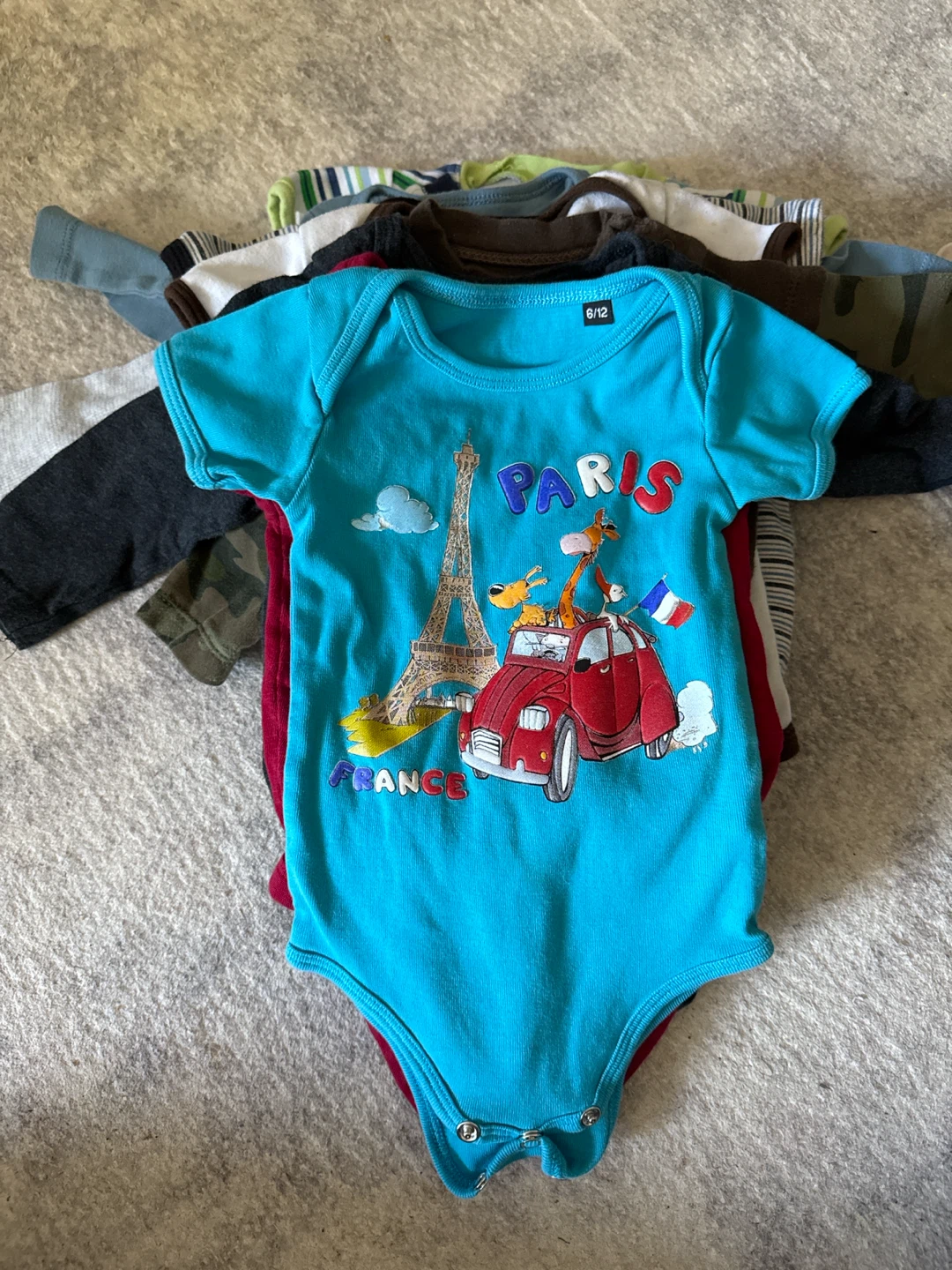 Free Baby Bodysuits (3-12 months)