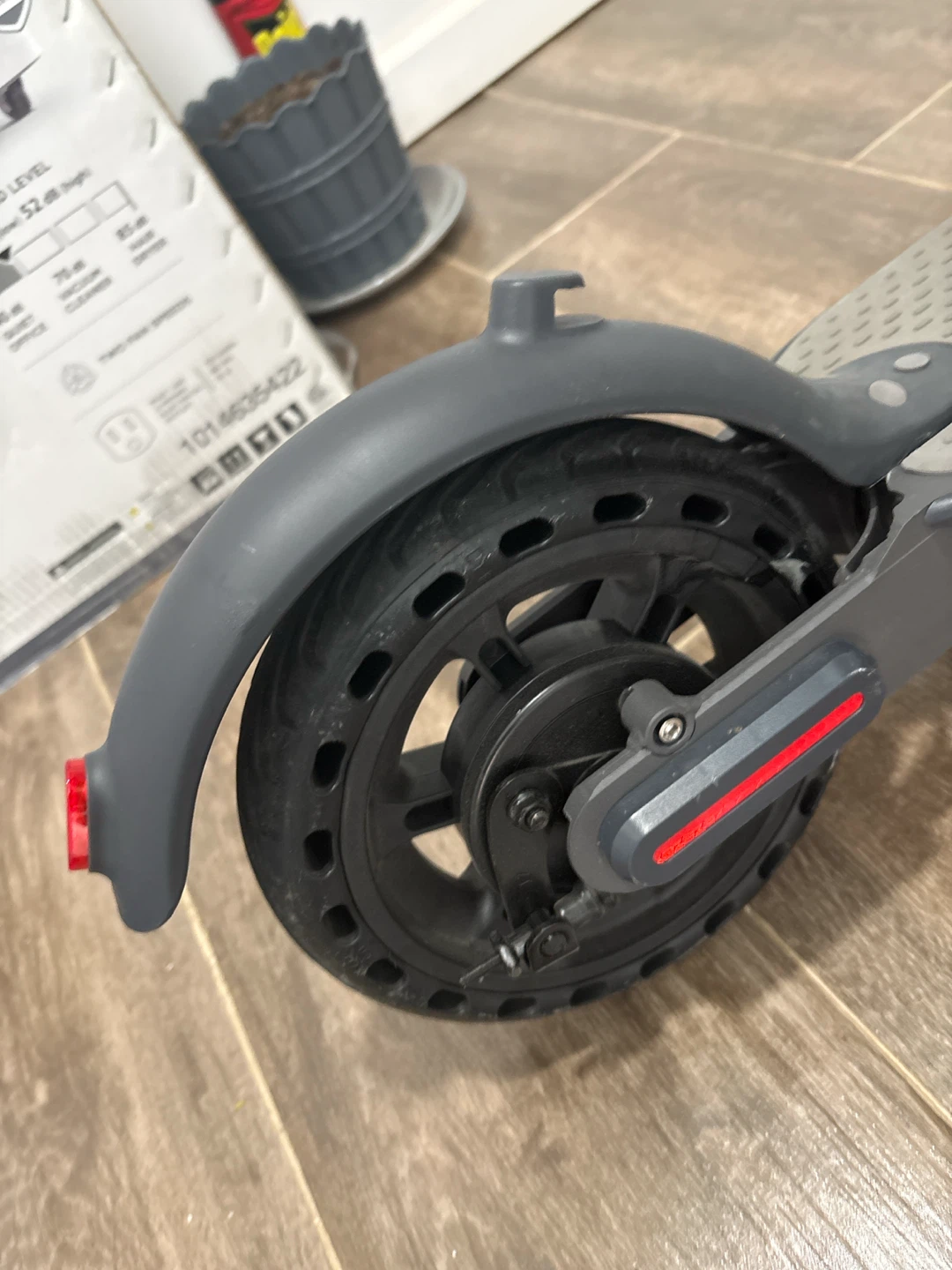 AOVOPRO Electric Scooter - photo 3