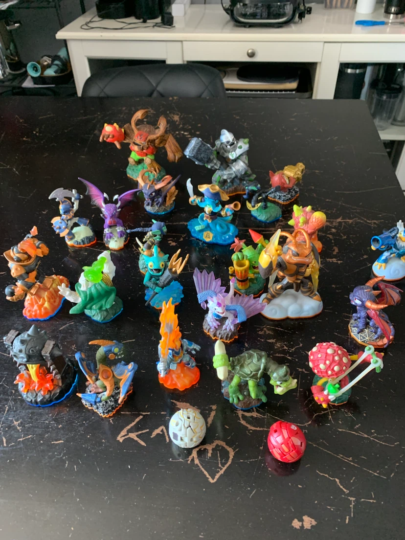 Skylanders Figurines Lot