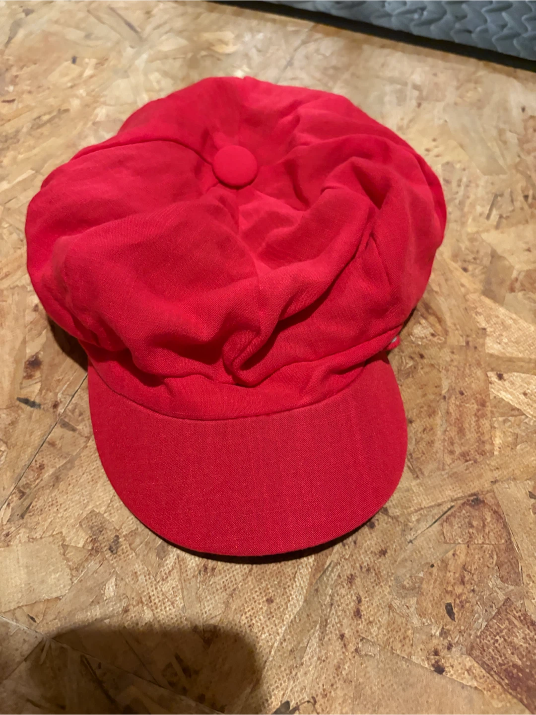 Free Red Cuffed summer hat Cap