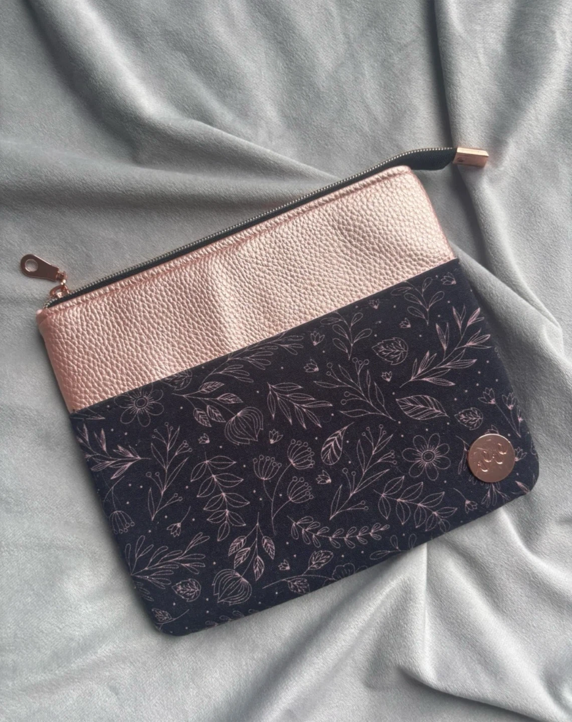 Floral Kindle Sleeve