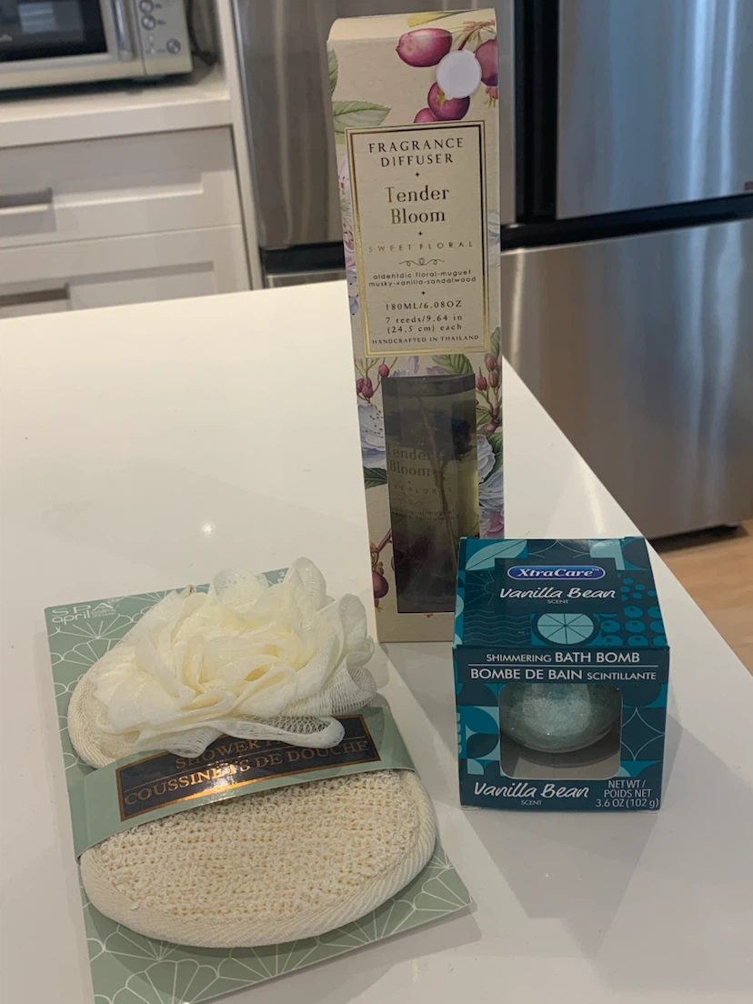 Sweet Floral Tender Bloom Fragrance Diffuser & Bath Bomb Set - photo 2