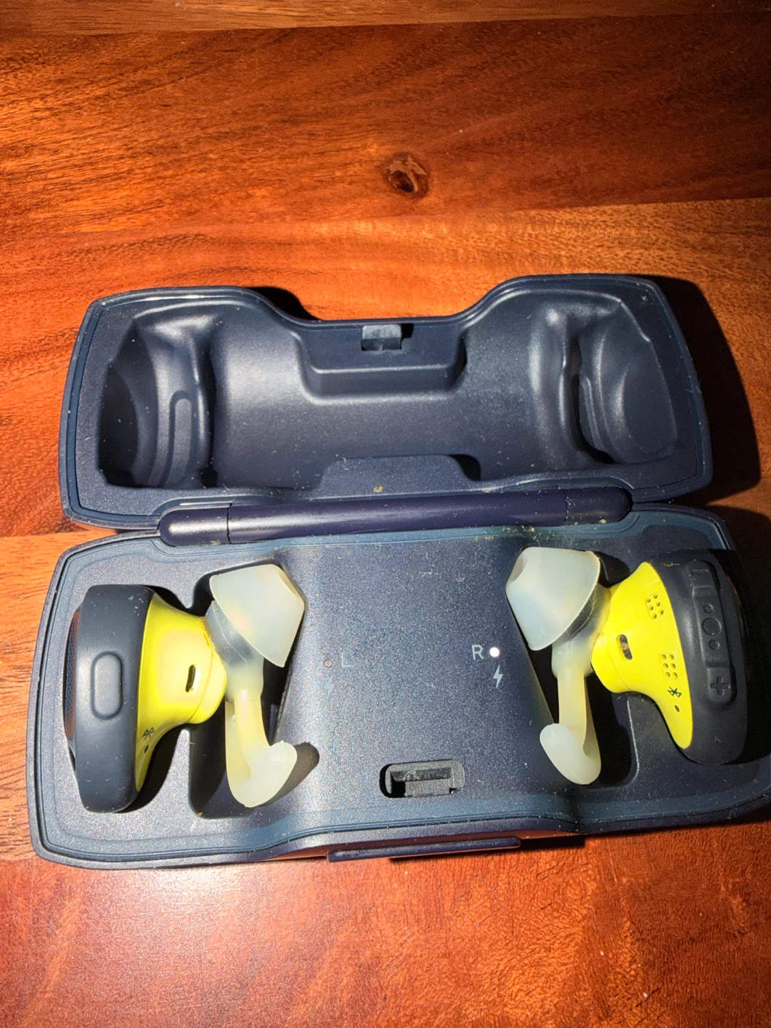 Bose SoundSport Free Wireless Navy/Citron Earbuds (EUC)