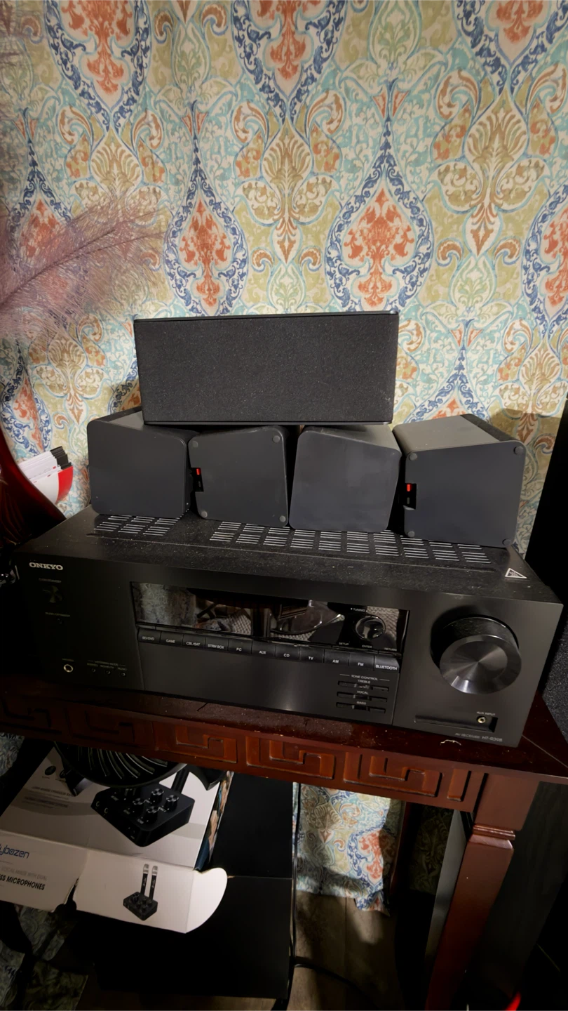 Onkyo HT-R398 AV Receiver with Speakers