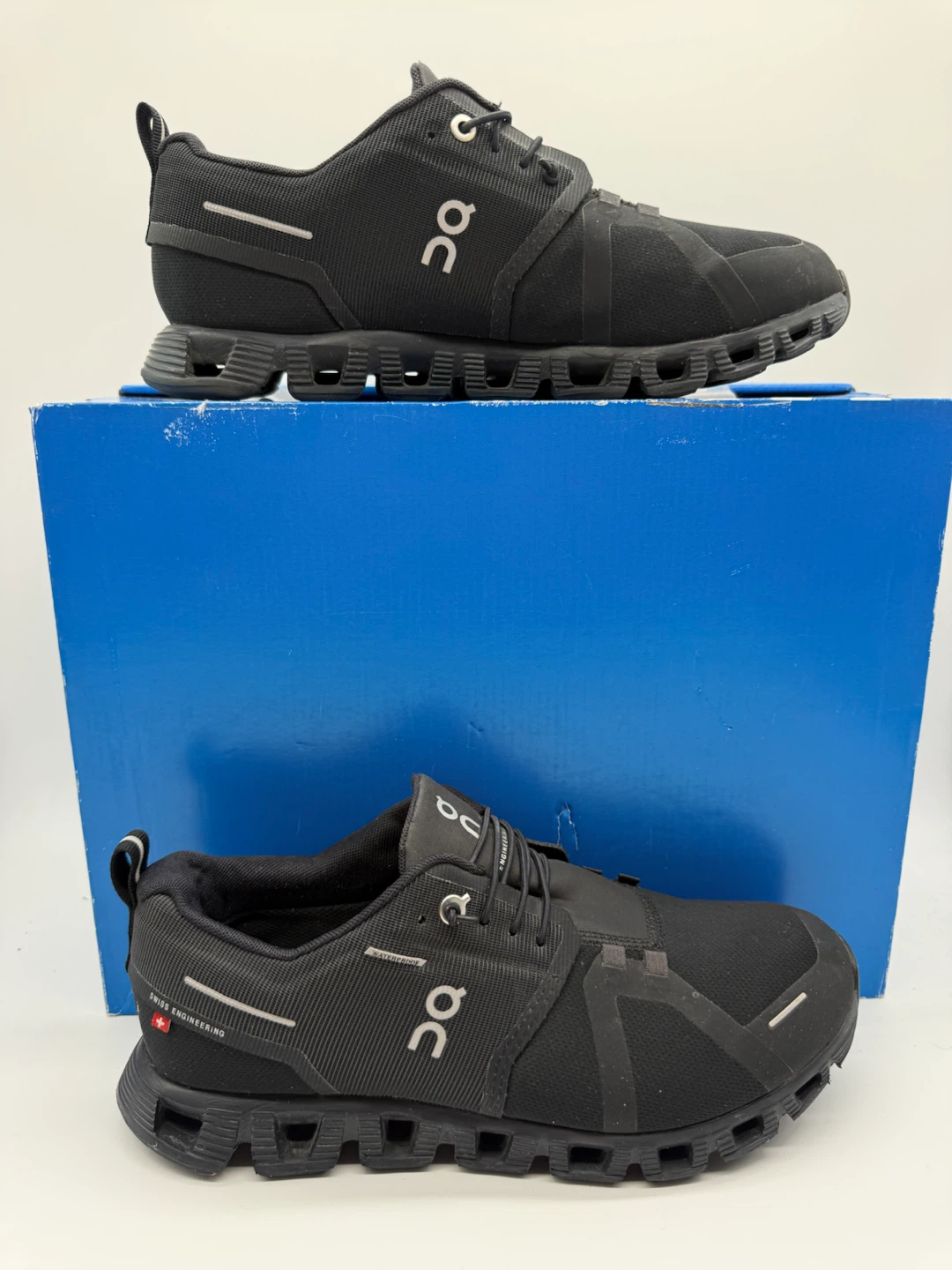 On Cloud 5 Waterproof Black Women’s Running Shoes Size US 8,5 - photo 2