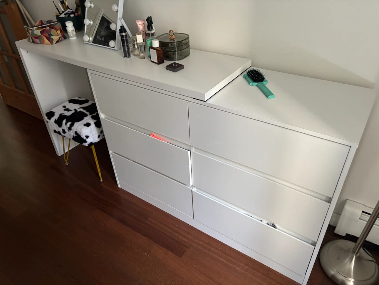 White Dresser with 6 Drawers
