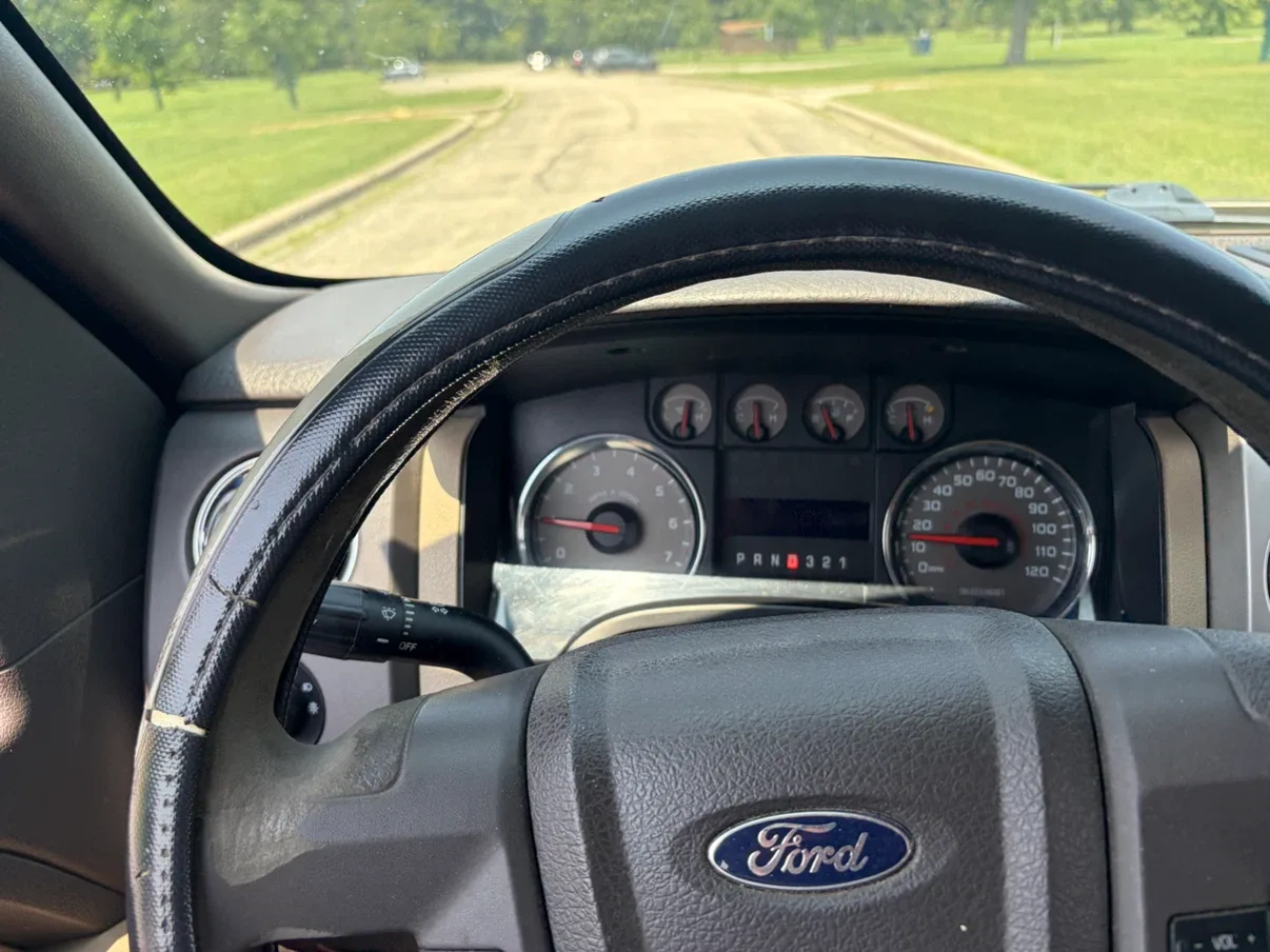 2010 Ford F-150 Pickup Truck - photo 5