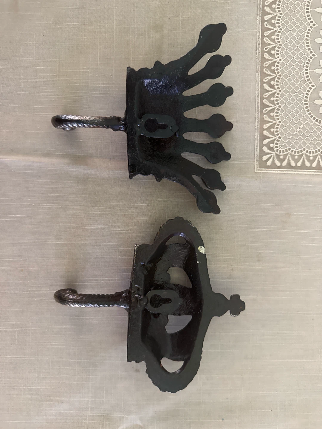 Decorative Crown Wall Hooks (Set of 2) - photo 4