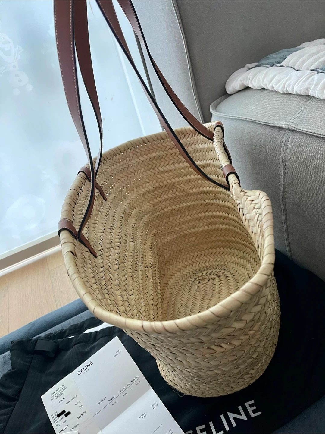 Authentic CELINE Large Triomphe Classic Panier Basket Tote - photo 3