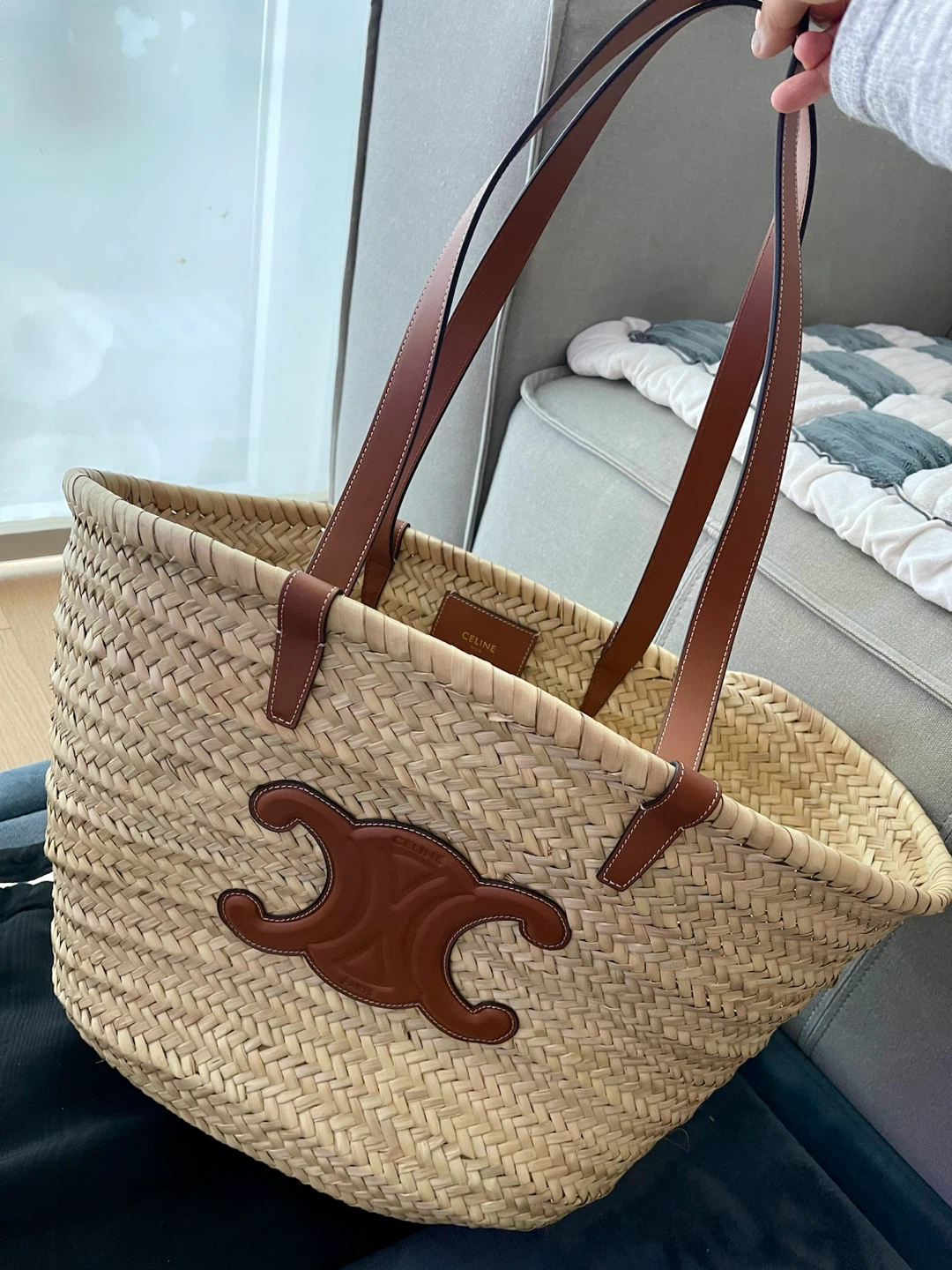 Authentic CELINE Large Triomphe Classic Panier Basket Tote - photo 5