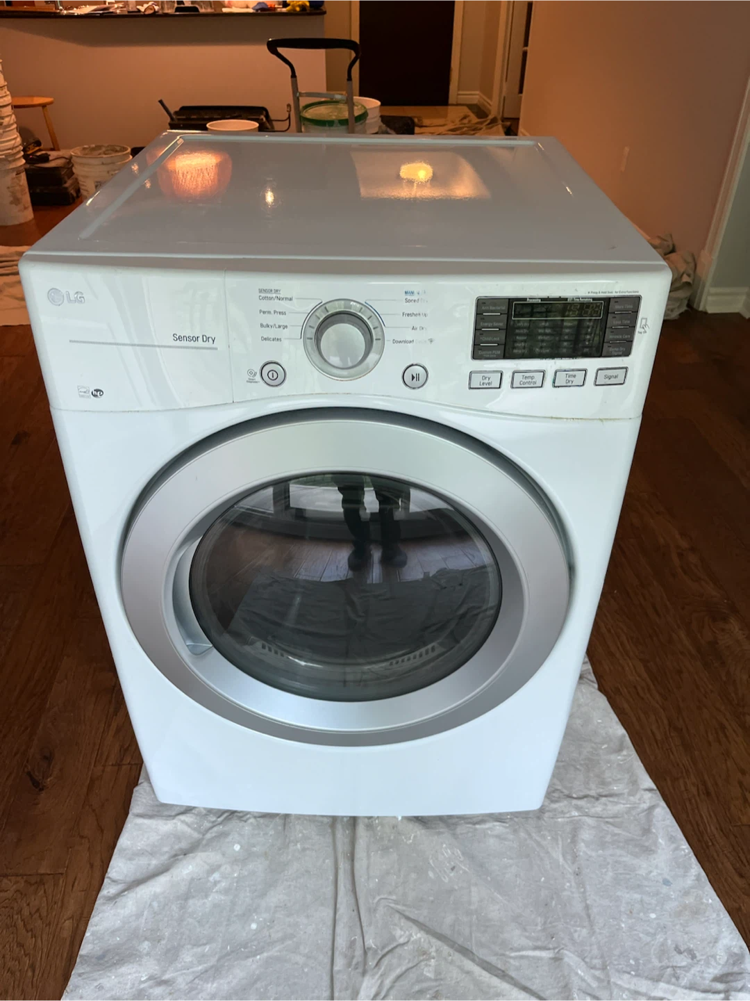 LG Front Load Washer and Dryer Set - photo 2