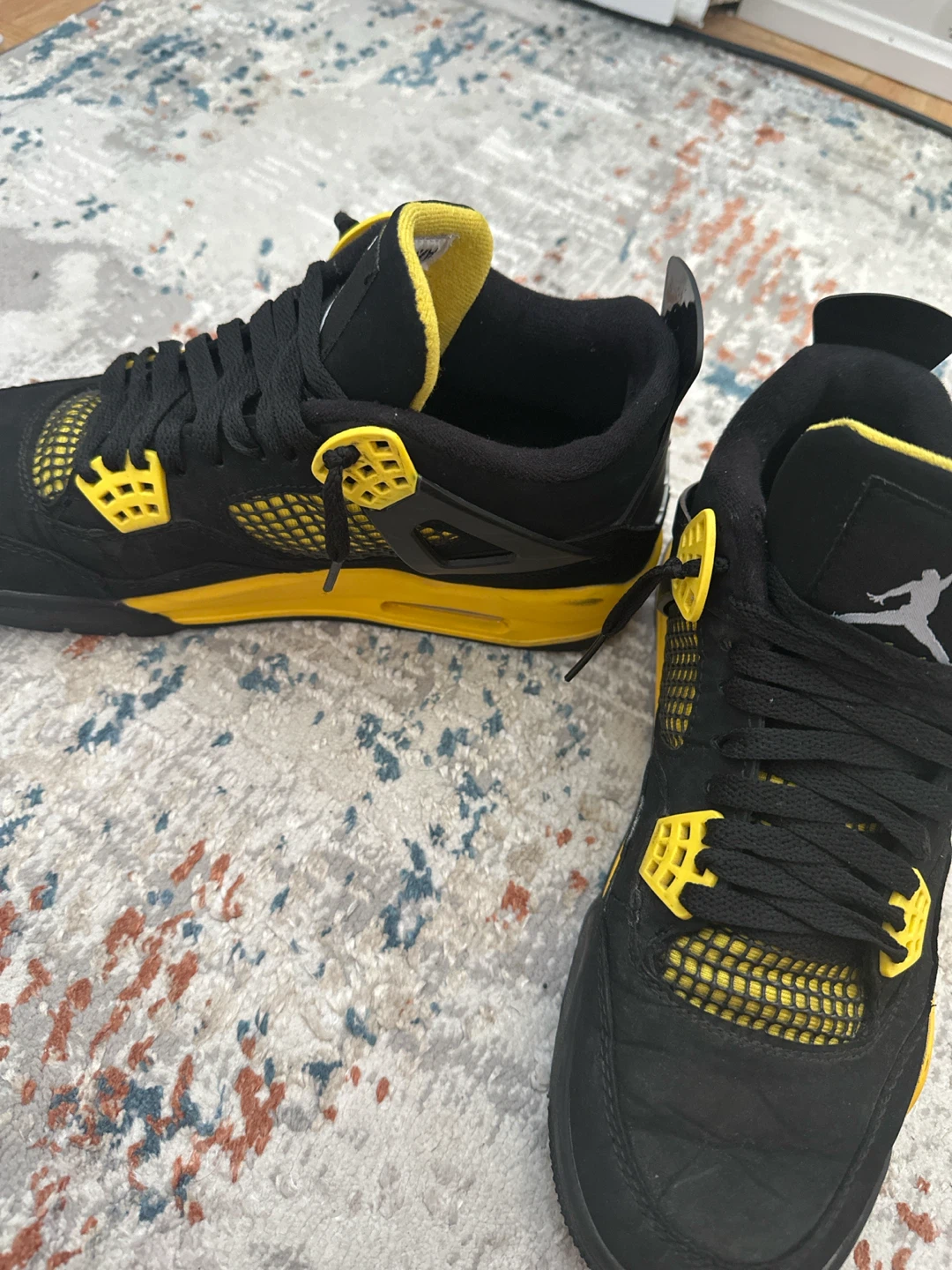Air Jordan 4 "Lightning" - Size 9