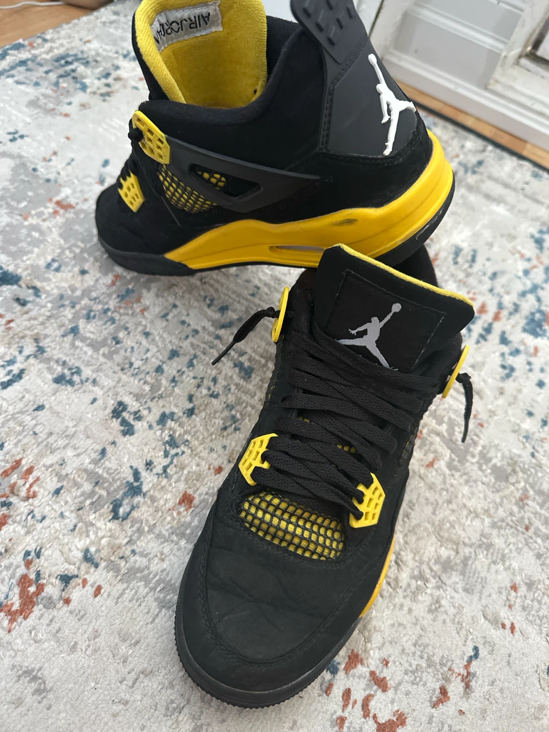 Air Jordan 4 "Lightning" - Size 9 - photo 2