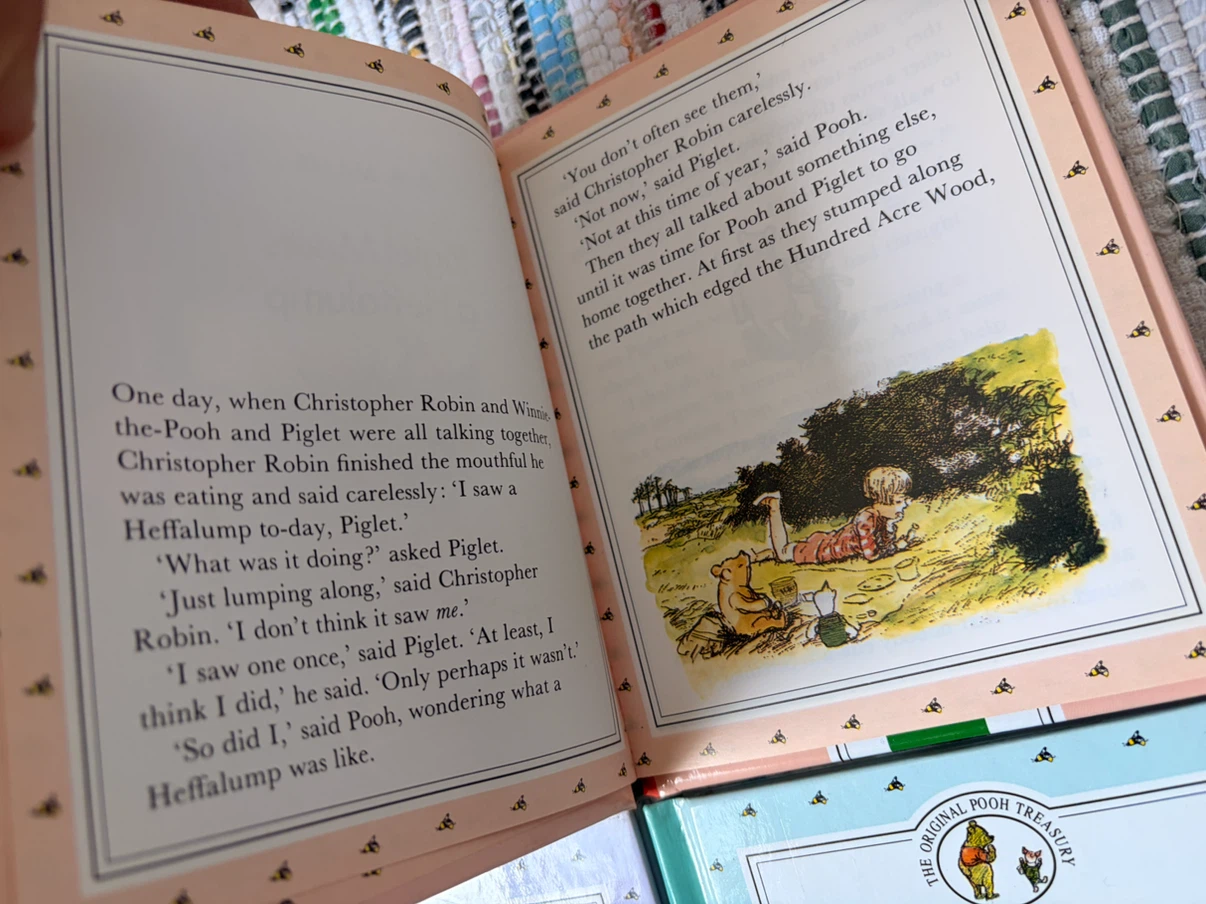 Winnie the Pooh book set - photo 5