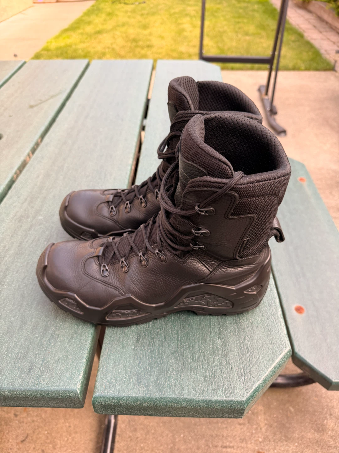 Black Hiking Boots - Size 9.5 UK - photo 3