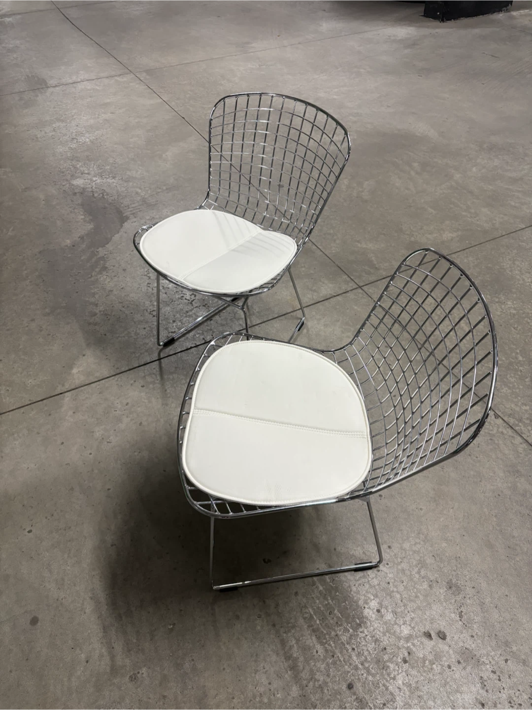 Set of 2 Wire Mesh Chairs with White Cushions