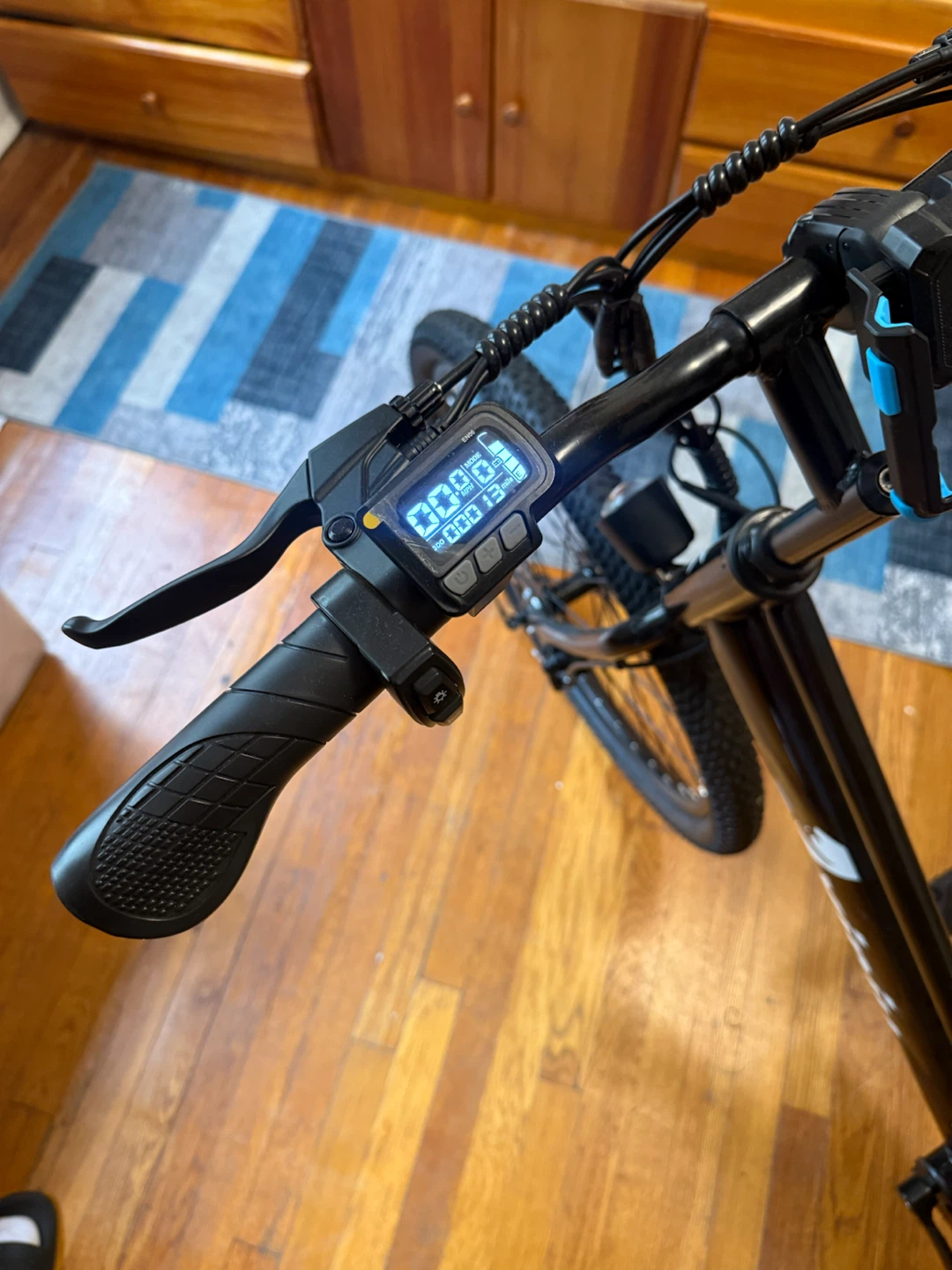 Bicicleta eléctrica Fat tire 25" de 750w , con accesorios - photo 3