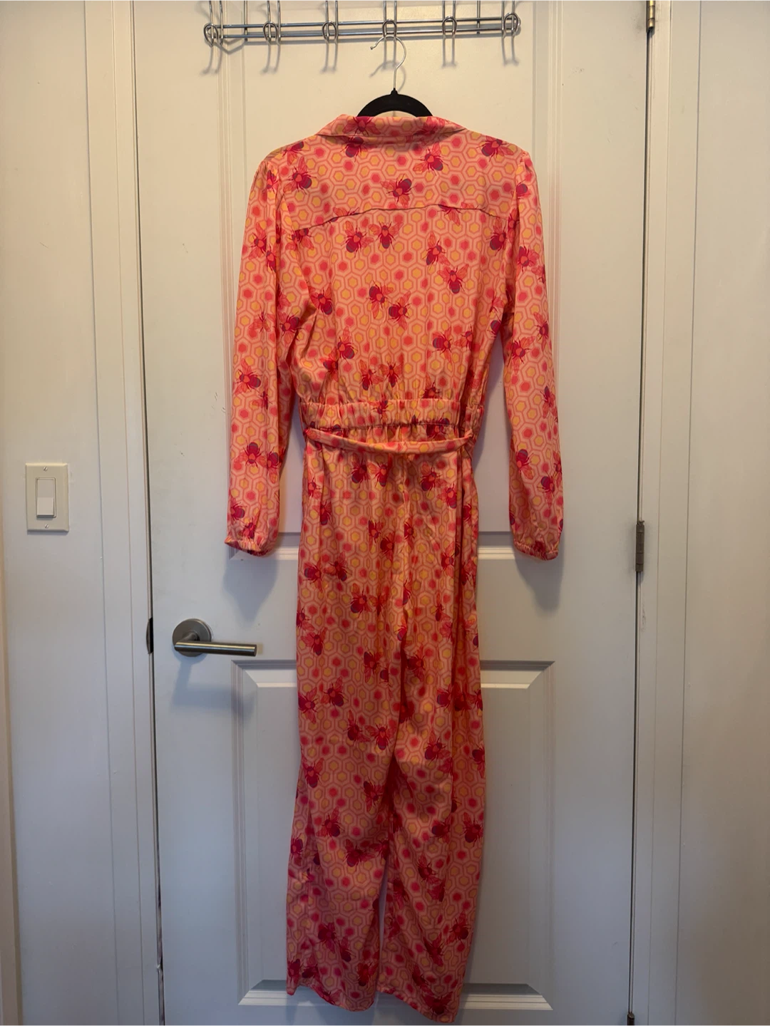AMERICA & BEYOND Pink Bee Print Jumpsuit - photo 3
