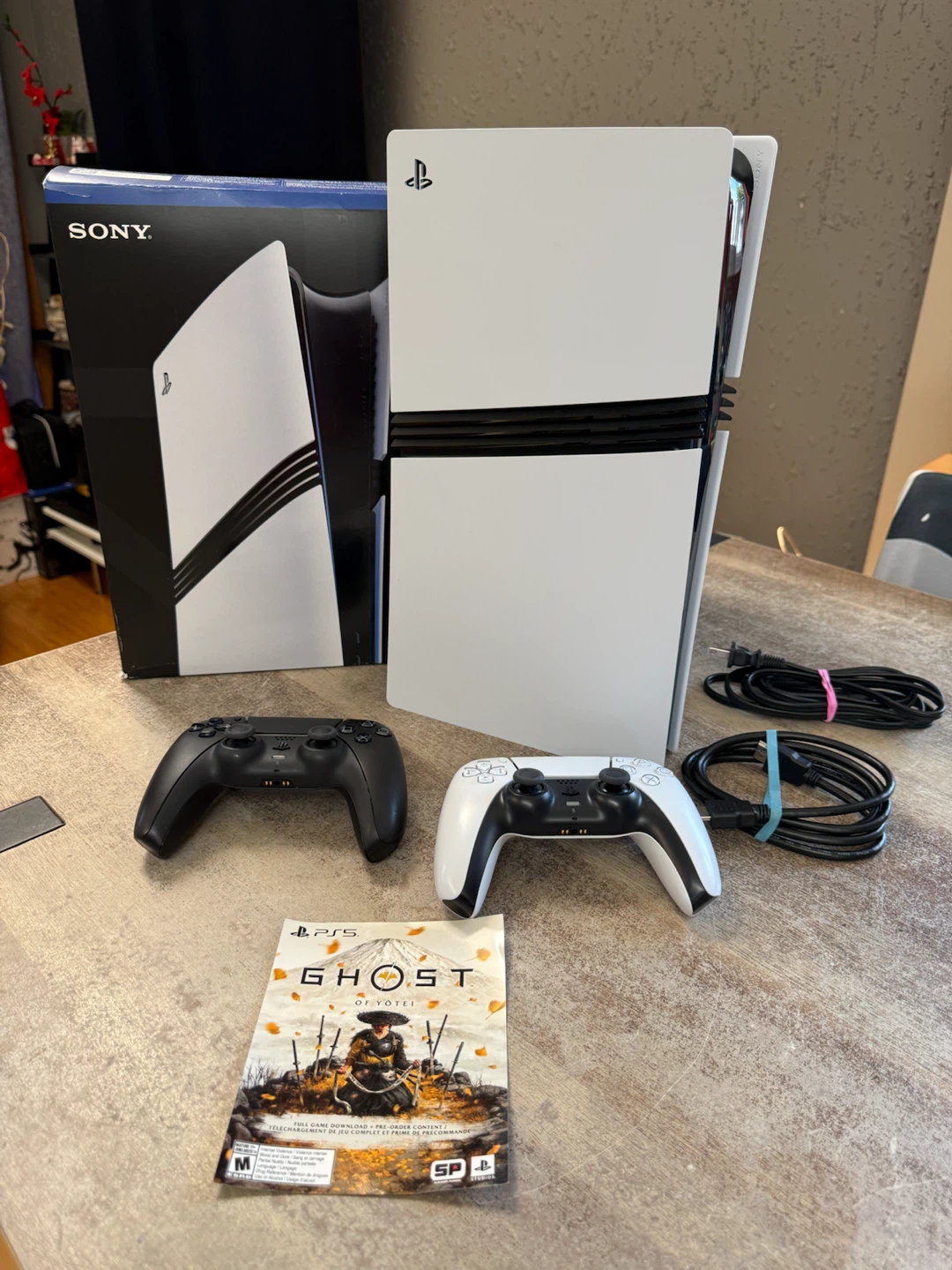 Bnew Ps5 Pro 2tb bundle - photo 2