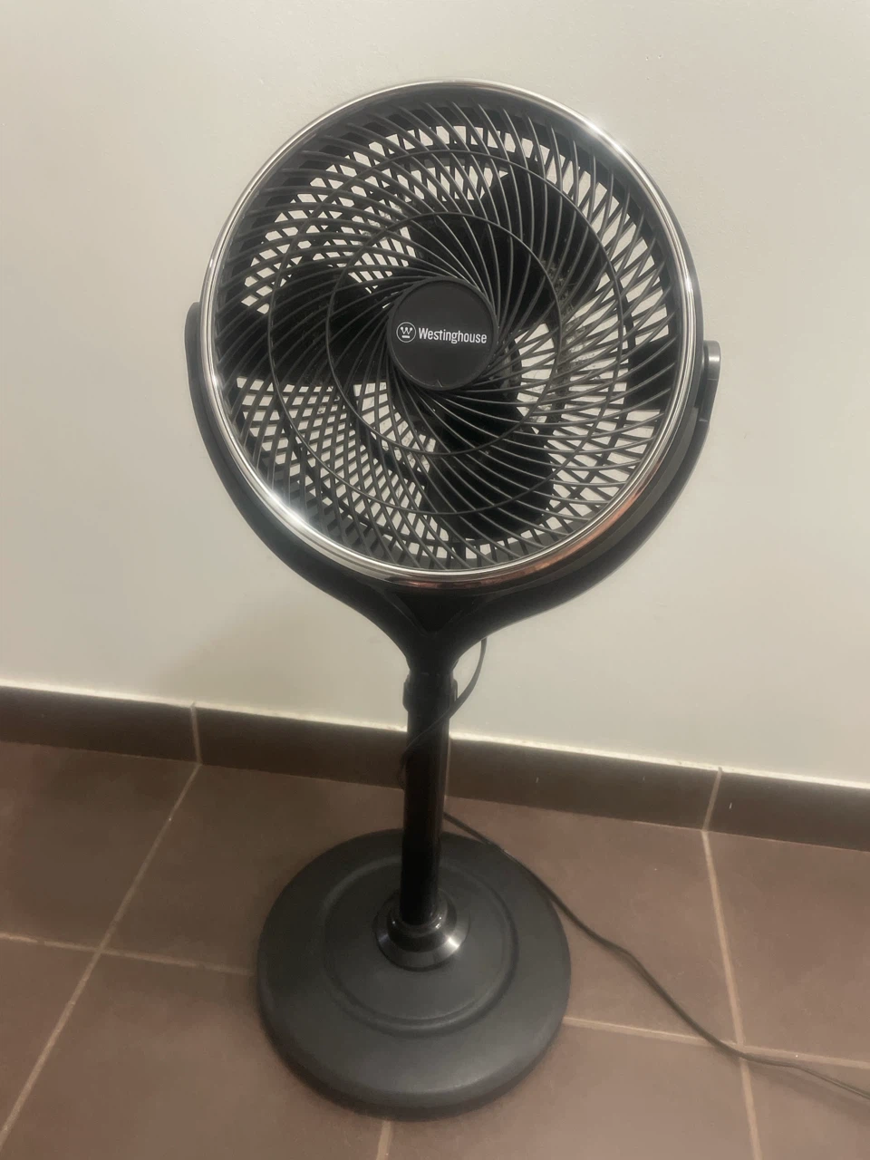 Westinghouse Pedestal Fan - photo 2