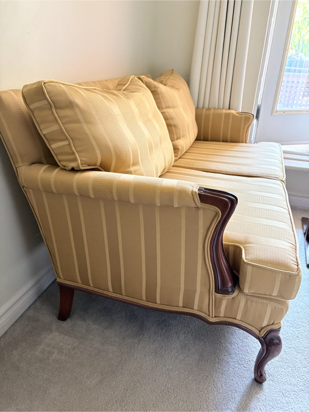 Yellow Striped Loveseat Sofa ..very clean - photo 2