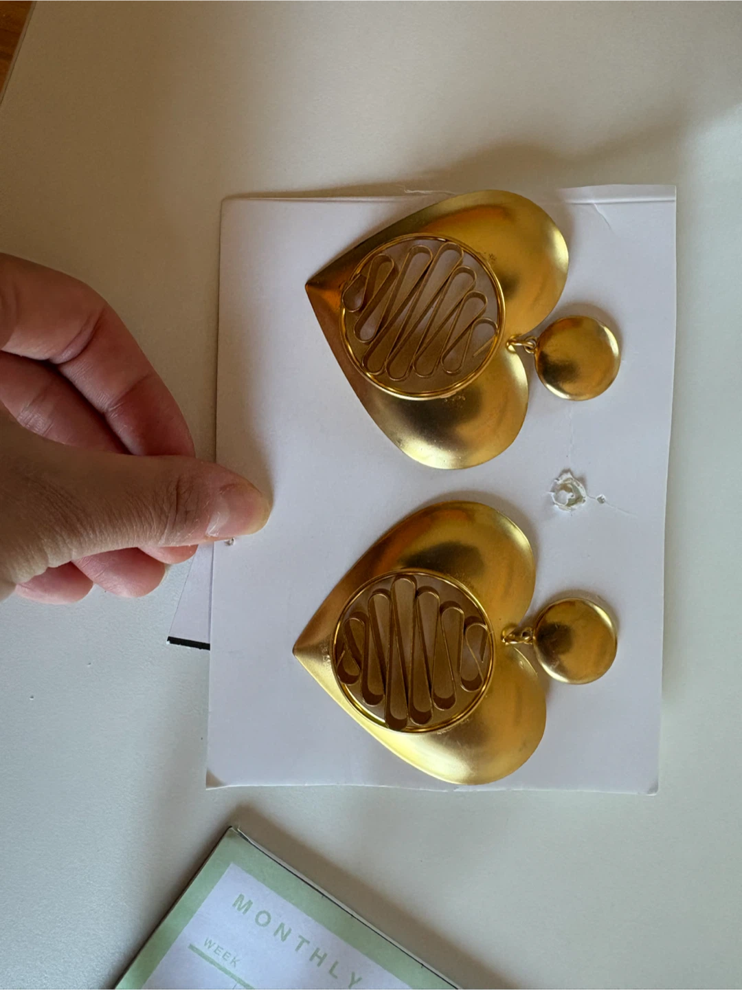 ZARA Gold Heart Hoop Earrings - photo 4