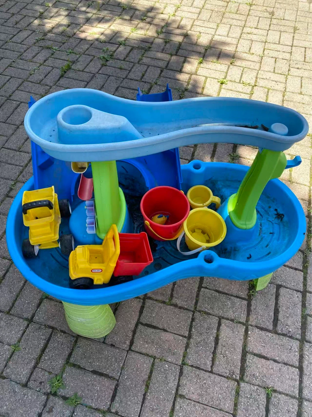 Little Tikes Water Table + Includes All Pictured Toys For Free!