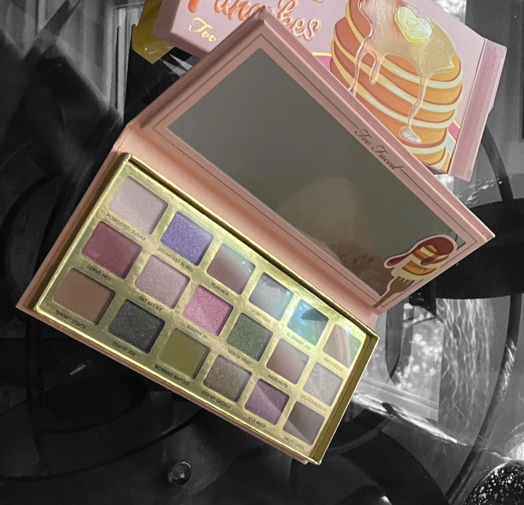 NEW Too Faced "Maple Syrup Pancakes" Eyeshadow Palette