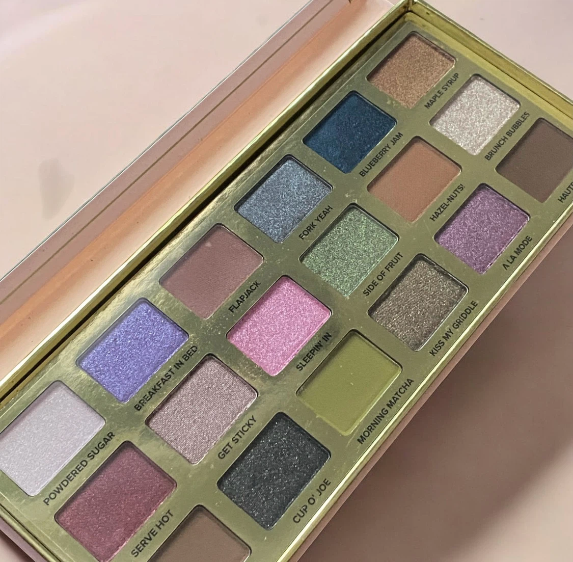 NEW Too Faced "Maple Syrup Pancakes" Eyeshadow Palette - photo 3