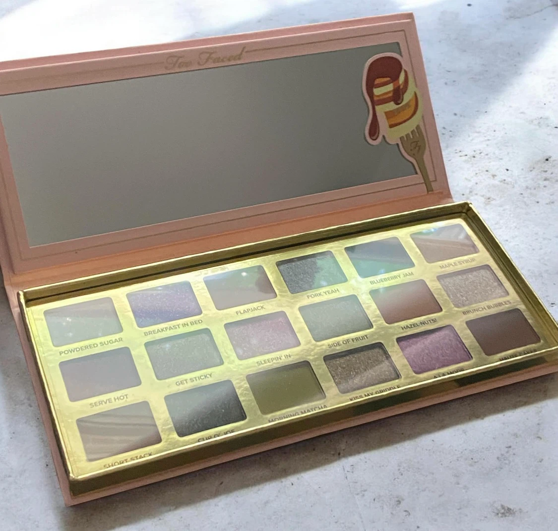 NEW Too Faced "Maple Syrup Pancakes" Eyeshadow Palette - photo 4