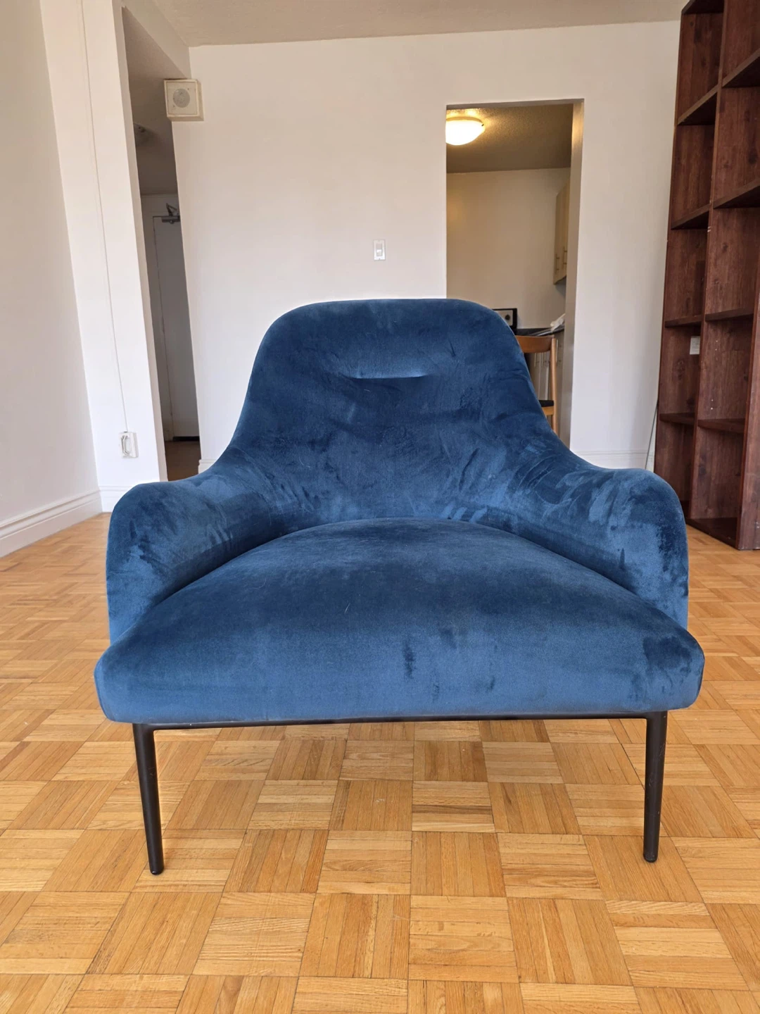 Deep Blue Velvet Accent Chair