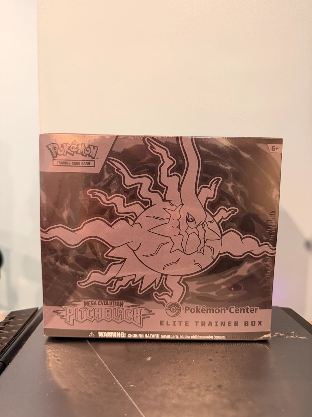 Pokemon TCG Mega Evolution Pitch Black Elite Trainer Box