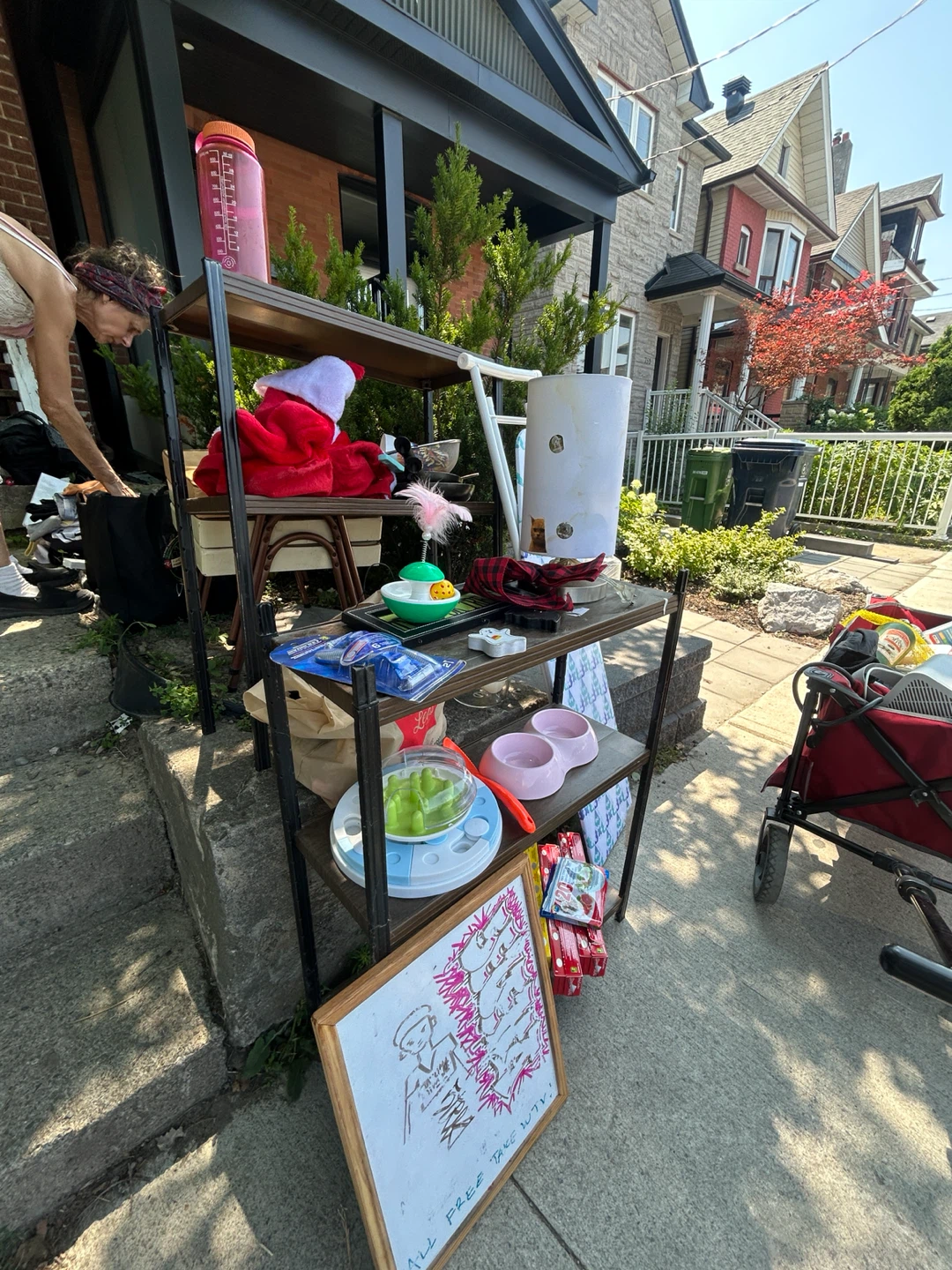 FREE SOFA, BEDFRAME, FURNITURE, MATTRESSES ETC! - photo 3