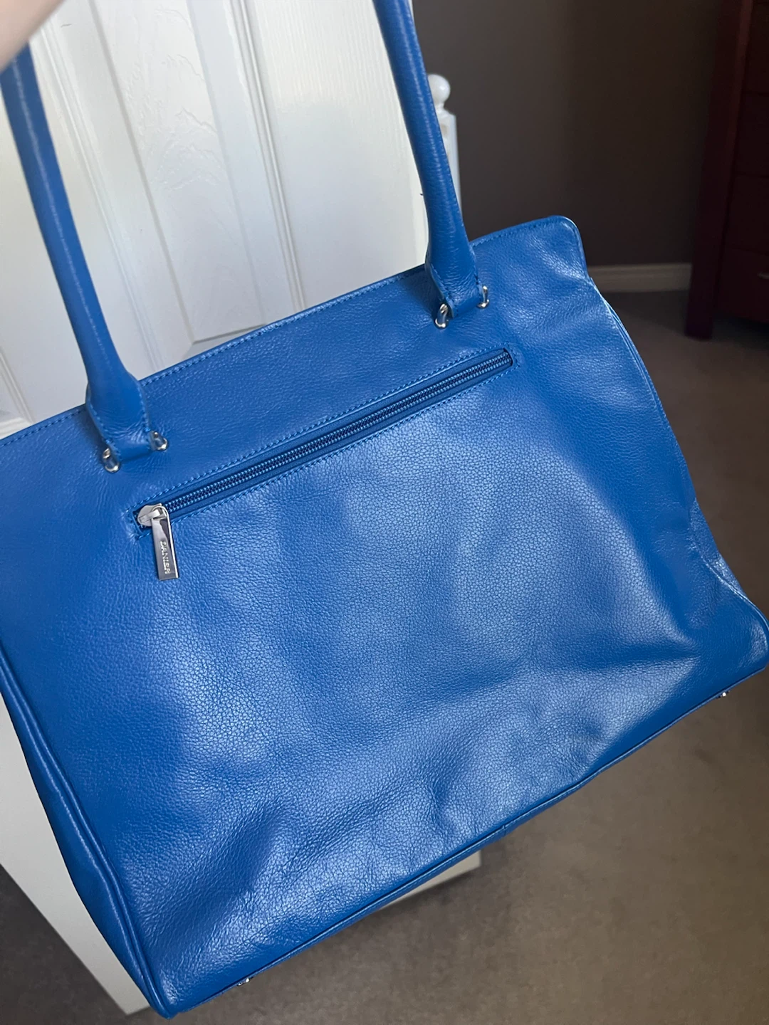 Danier Blue Leather laptop Bag - photo 3