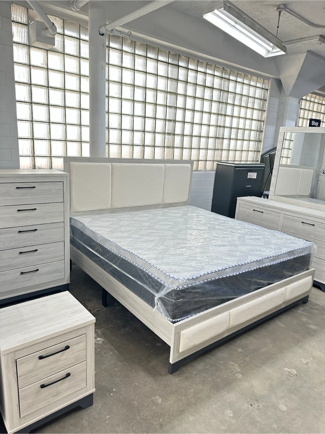 Royal Furniture Queen Bed Frame Set