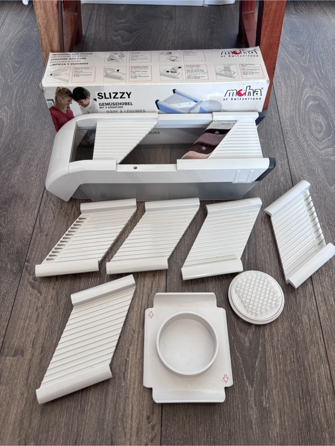 Vegetable Slicer with 5 Inserts