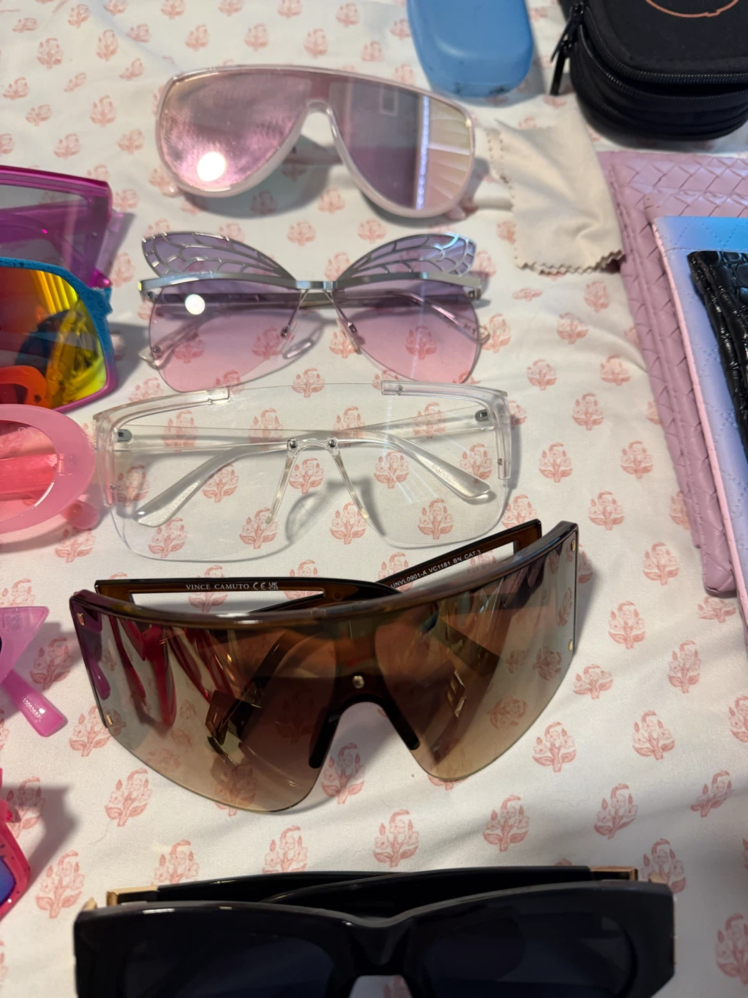 Sunglasses bundle - photo 3