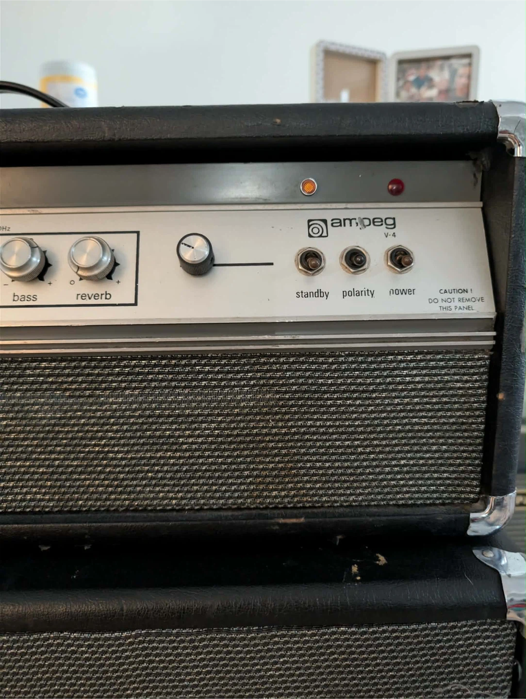 Vintage Ampeg V-4 8 Ohm Bass Amp Head and Cabinet - photo 2