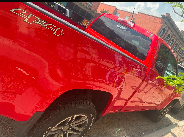 Red Chevrolet Colorado Pickup Truck - photo 2