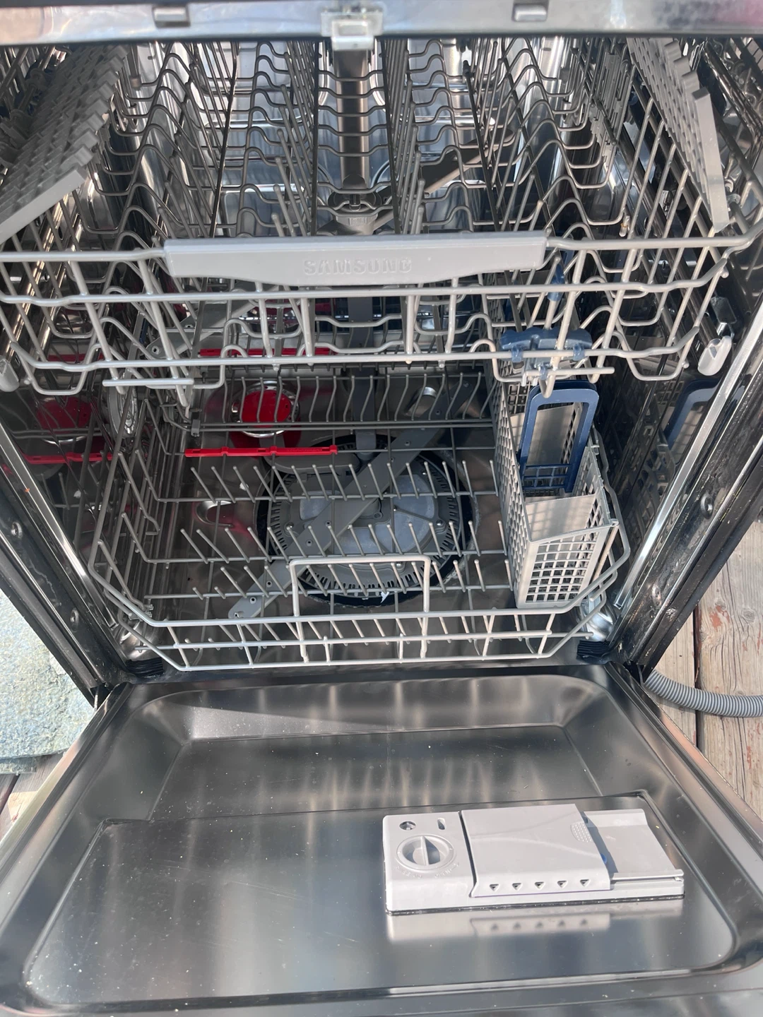 Samsung Dishwasher - photo 4
